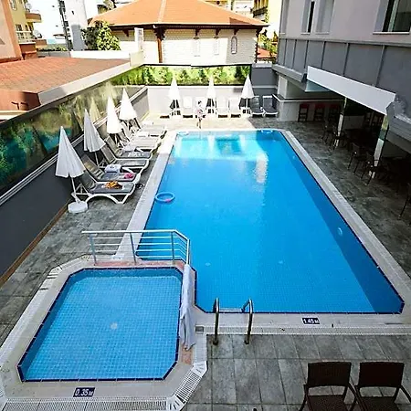 Kleopatra Aslan Hotel 4*