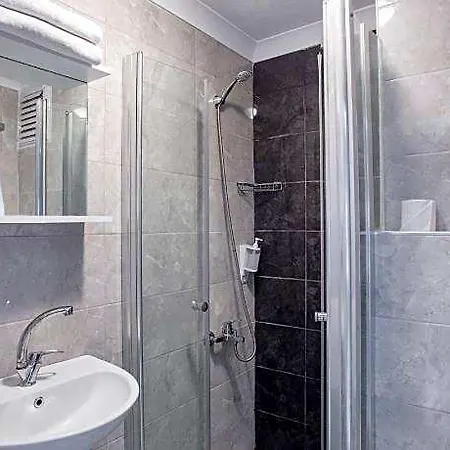 Kleopatra Aslan Hotel 4*